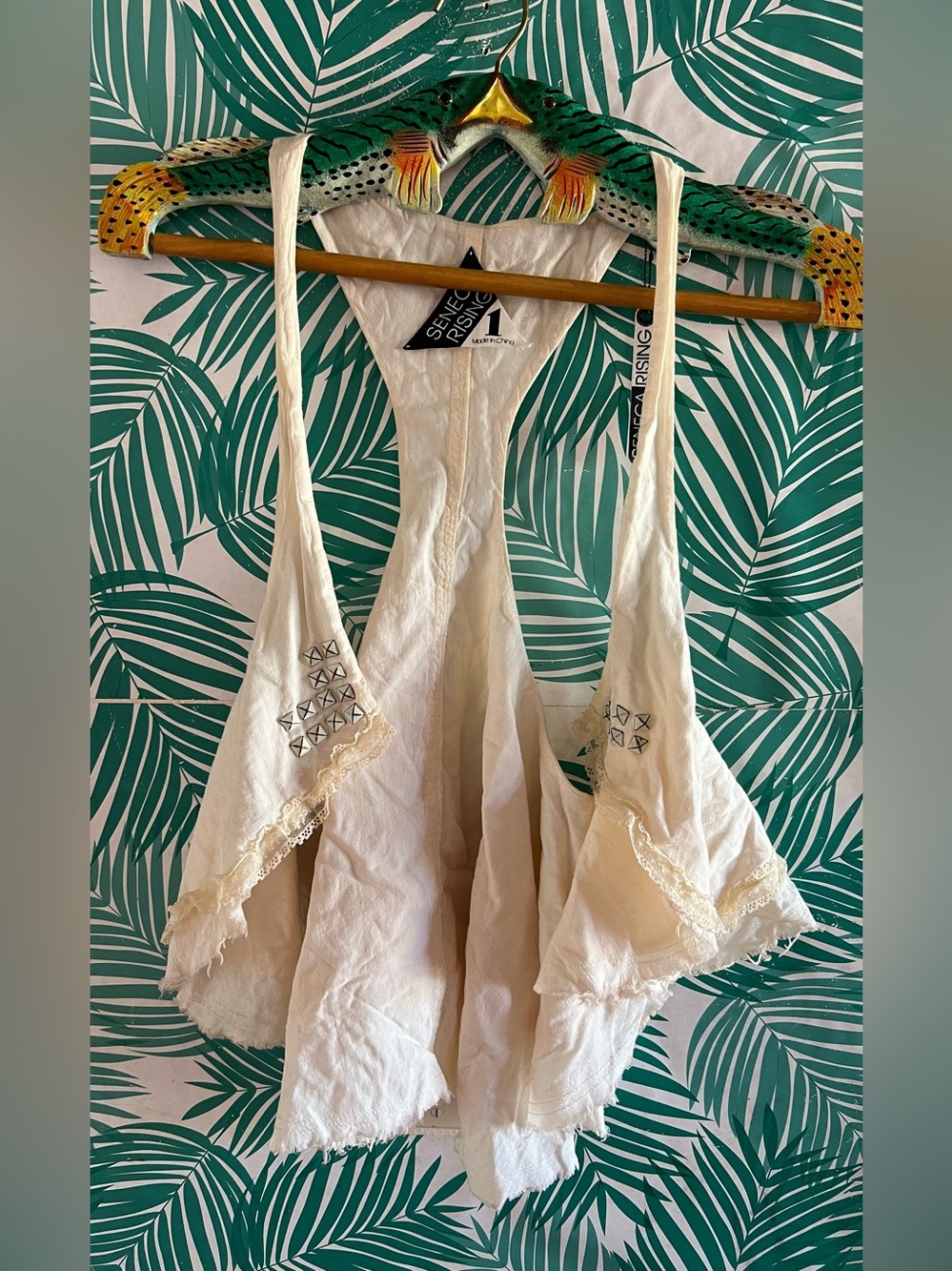 Seneca Rising Cream w/ lace trim Sleeveless Boho Vest w/ studs vintage sz 1 nwt